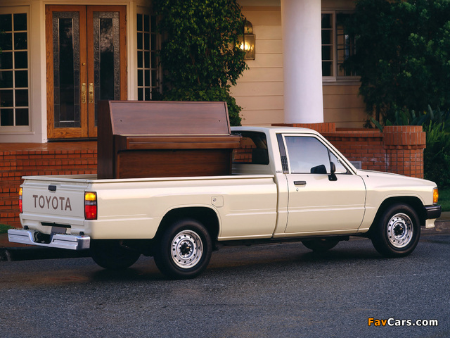 Toyota Truck SR5 Long Bed Sport 2WD 1986–88 wallpapers (640 x 480)