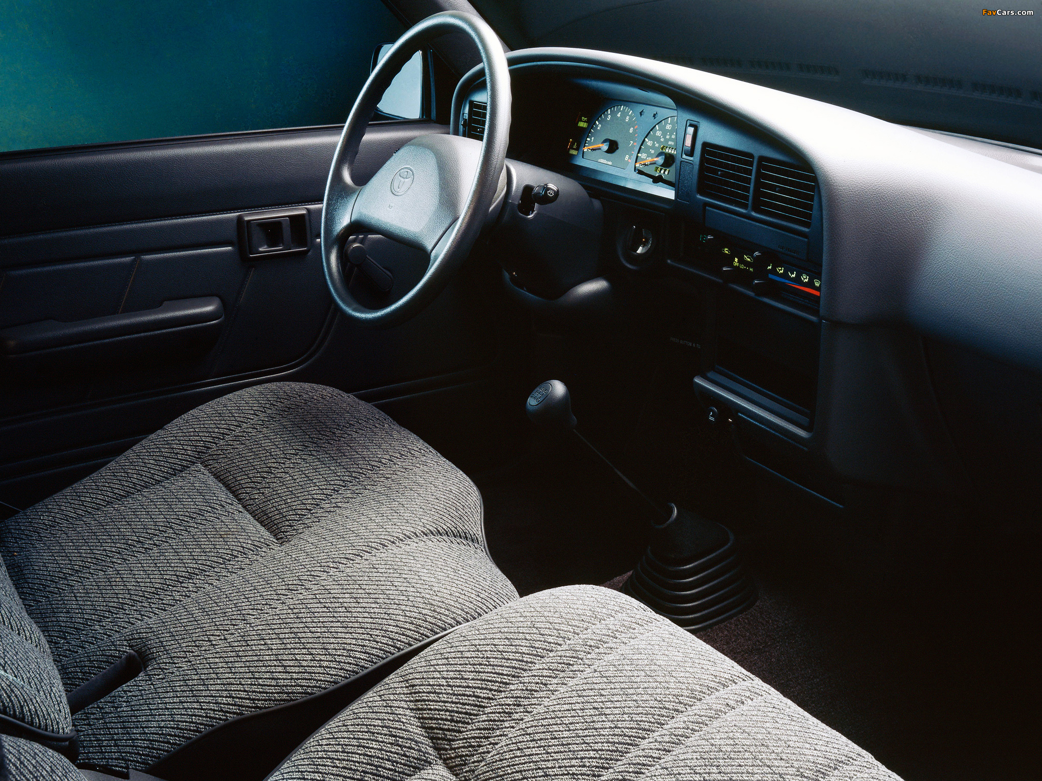 Toyota Truck Regular Cab 2WD 1988–95 photos (2048 x 1536)