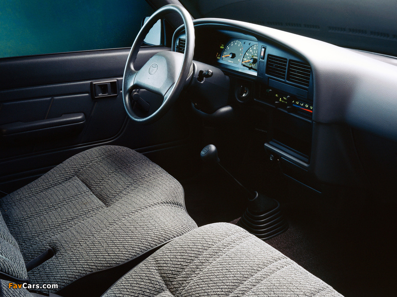 Toyota Truck Regular Cab 2WD 1988–95 photos (800 x 600)