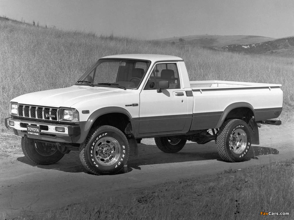 Toyota SR5 Long Sport Truck 4WD (RN48) 1982–83 wallpapers (1024 x 768)