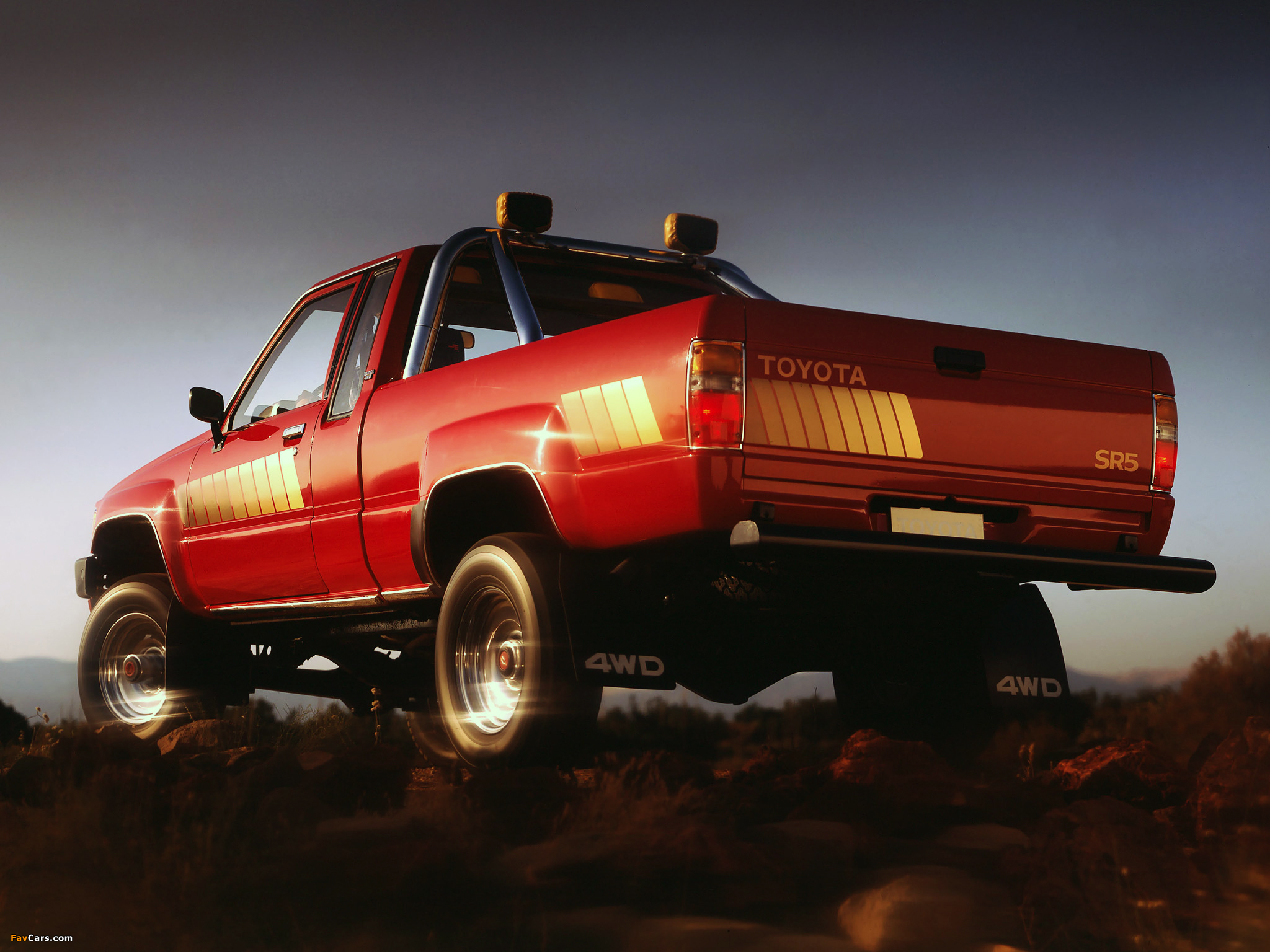 Toyota Truck Xtracab 4WD 1984–86 wallpapers (2048 x 1536)