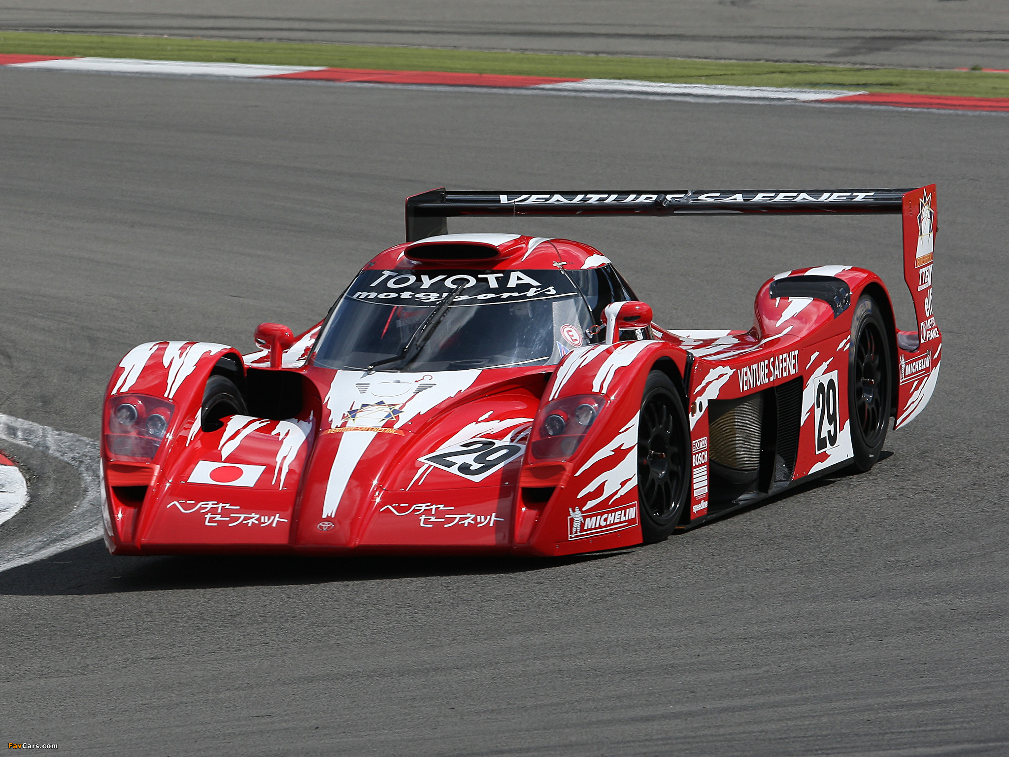 Images of Toyota GT-One Race Version (TS020) 1998–99 (2048 x 1536)