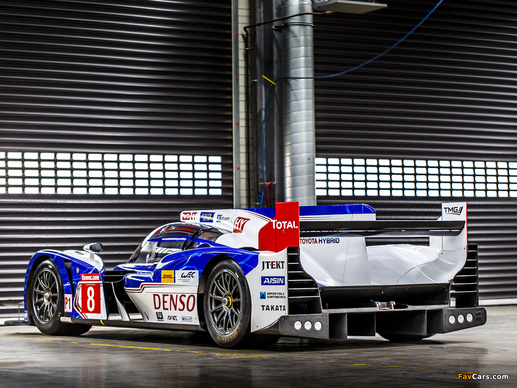 Images of Toyota TS030 Hybrid 2012 (1024 x 768)