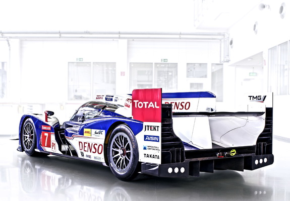 Images of Toyota TS030 Hybrid 2013