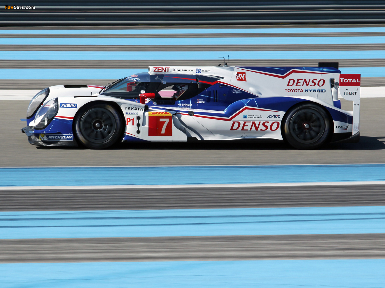Images of Toyota TS040 Hybrid 2014 (1280 x 960)
