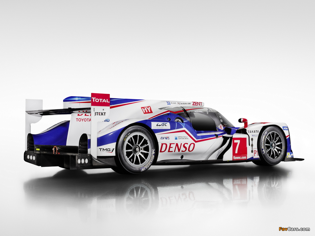 Images of Toyota TS040 Hybrid 2014 (1024 x 768)
