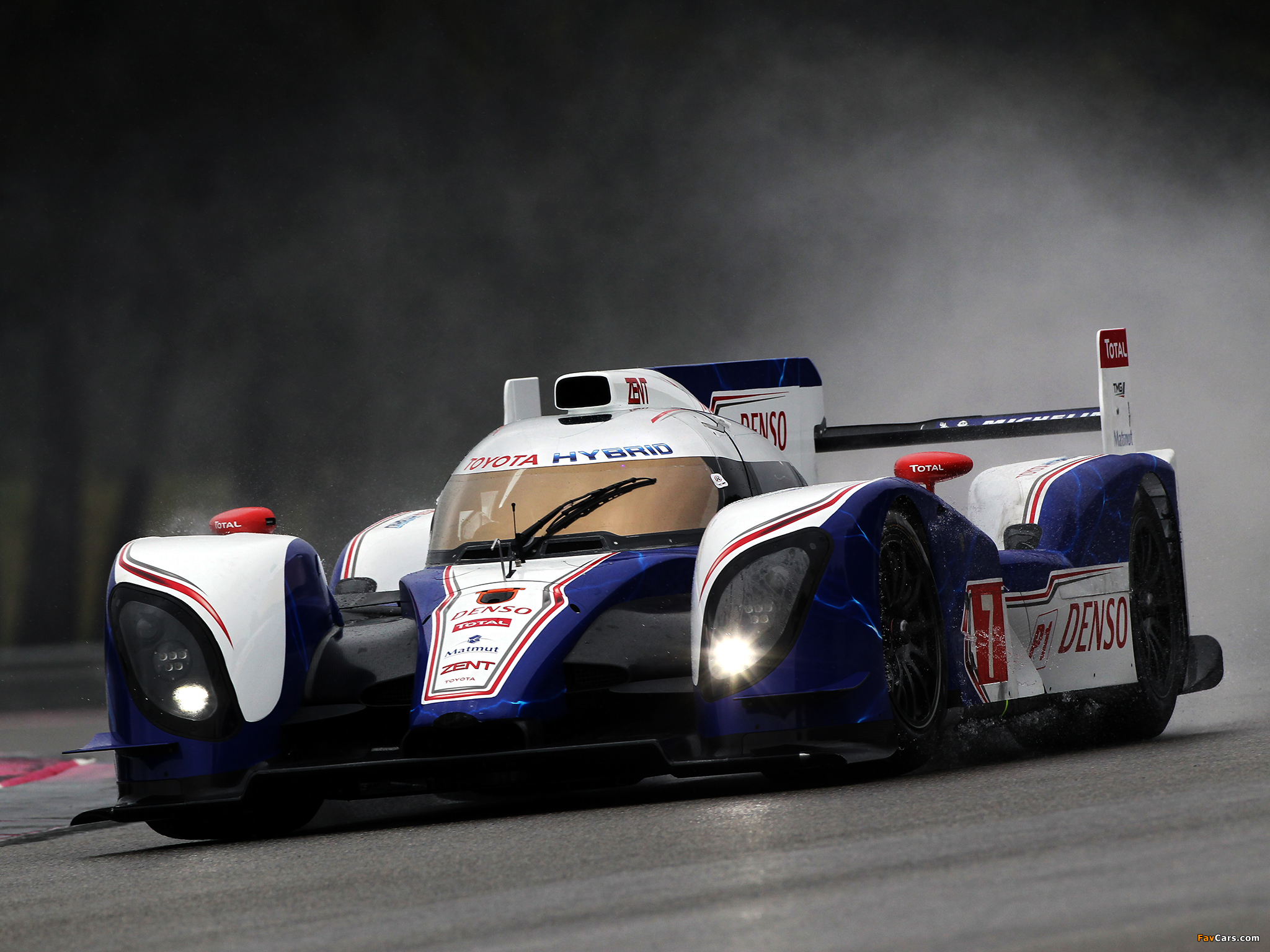 Pictures of Toyota TS030 Hybrid 2012 (2048 x 1536)