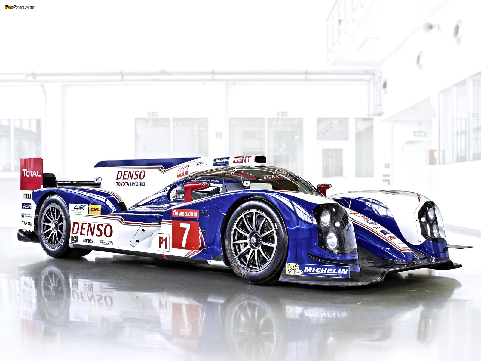 Pictures of Toyota TS030 Hybrid 2013 (1600 x 1200)