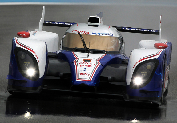 Toyota TS030 Hybrid 2012 images