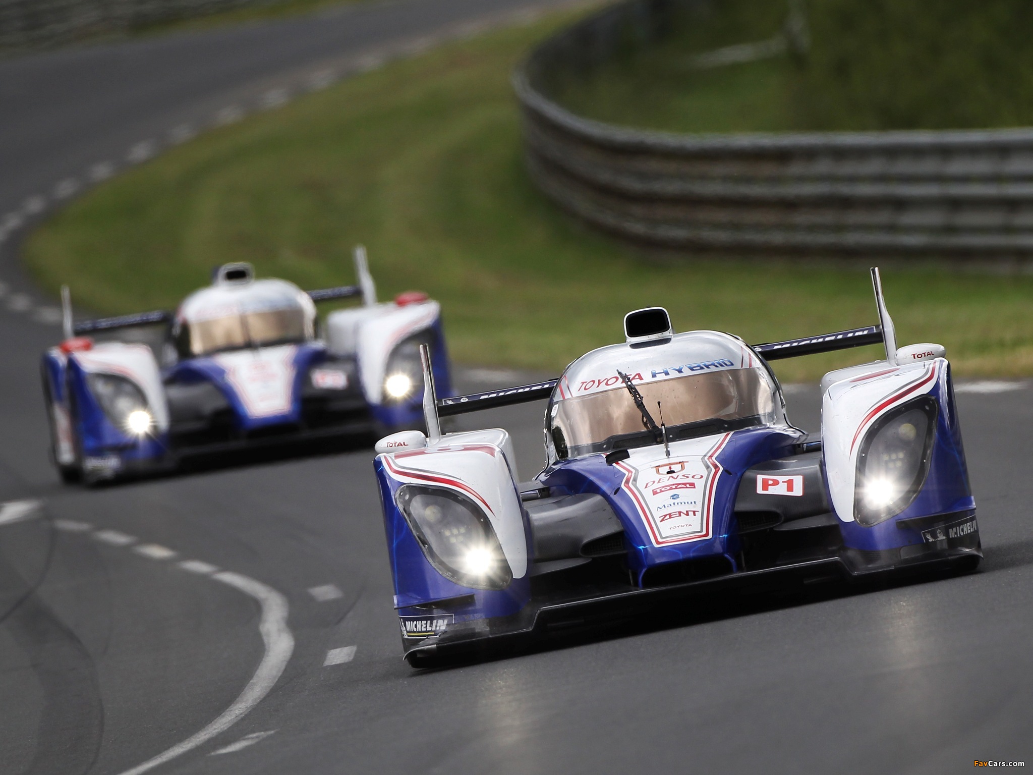 Toyota TS030 Hybrid 2012 pictures (2048 x 1536)