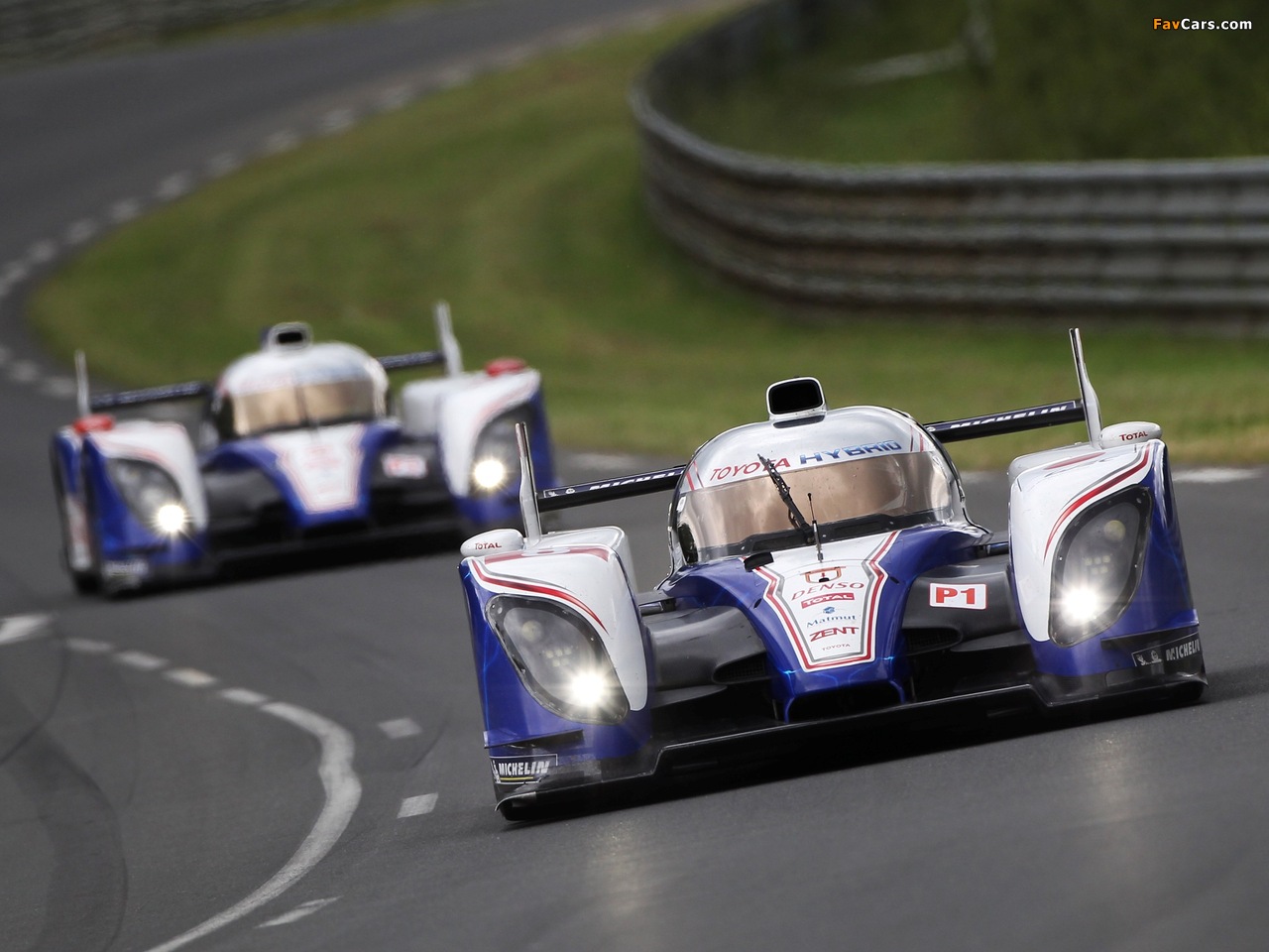 Toyota TS030 Hybrid 2012 pictures (1280 x 960)