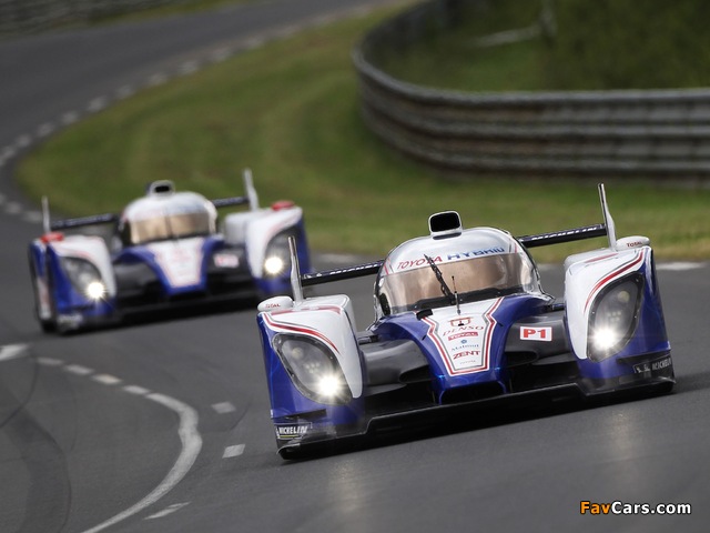 Toyota TS030 Hybrid 2012 pictures (640 x 480)