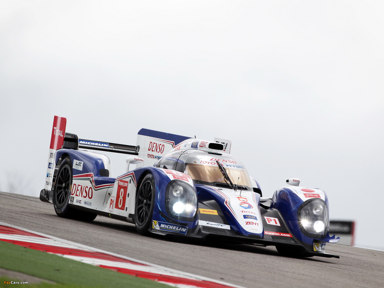 Toyota TS030 Hybrid 2013 photos (1600 x 1200)