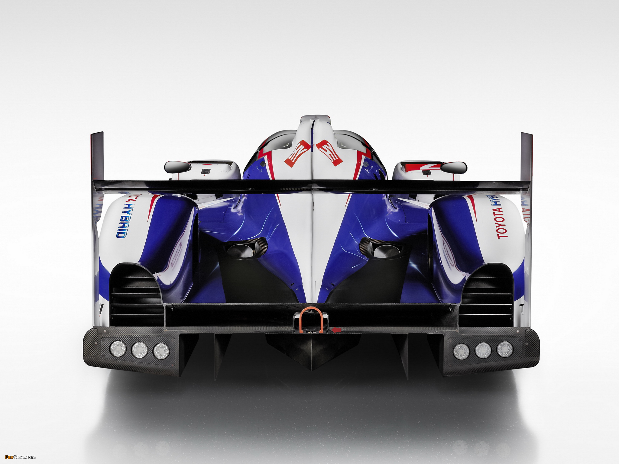 Toyota TS040 Hybrid 2014 pictures (2048 x 1536)