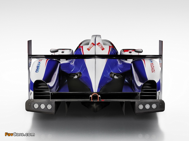 Toyota TS040 Hybrid 2014 pictures (640 x 480)
