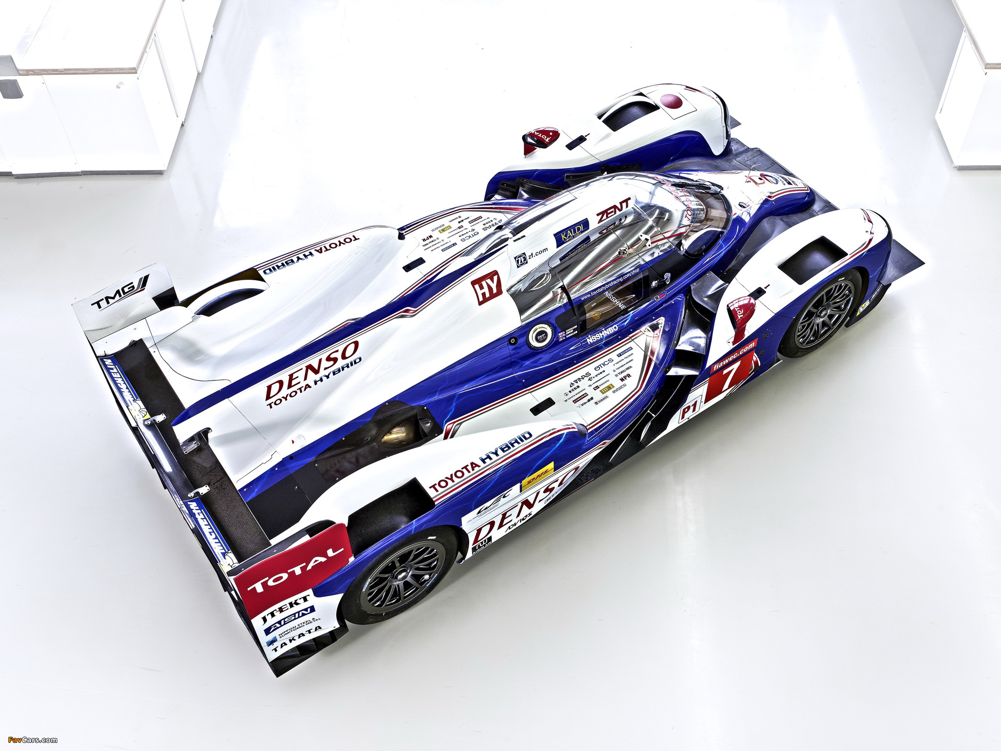 Toyota TS030 Hybrid 2013 wallpapers (2048 x 1536)