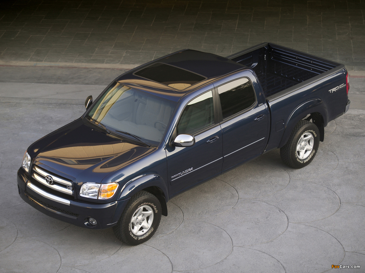 Images of TRD Toyota Tundra Double Cab SR5 Off-Road Edition 2003–06 (1280 x 960)