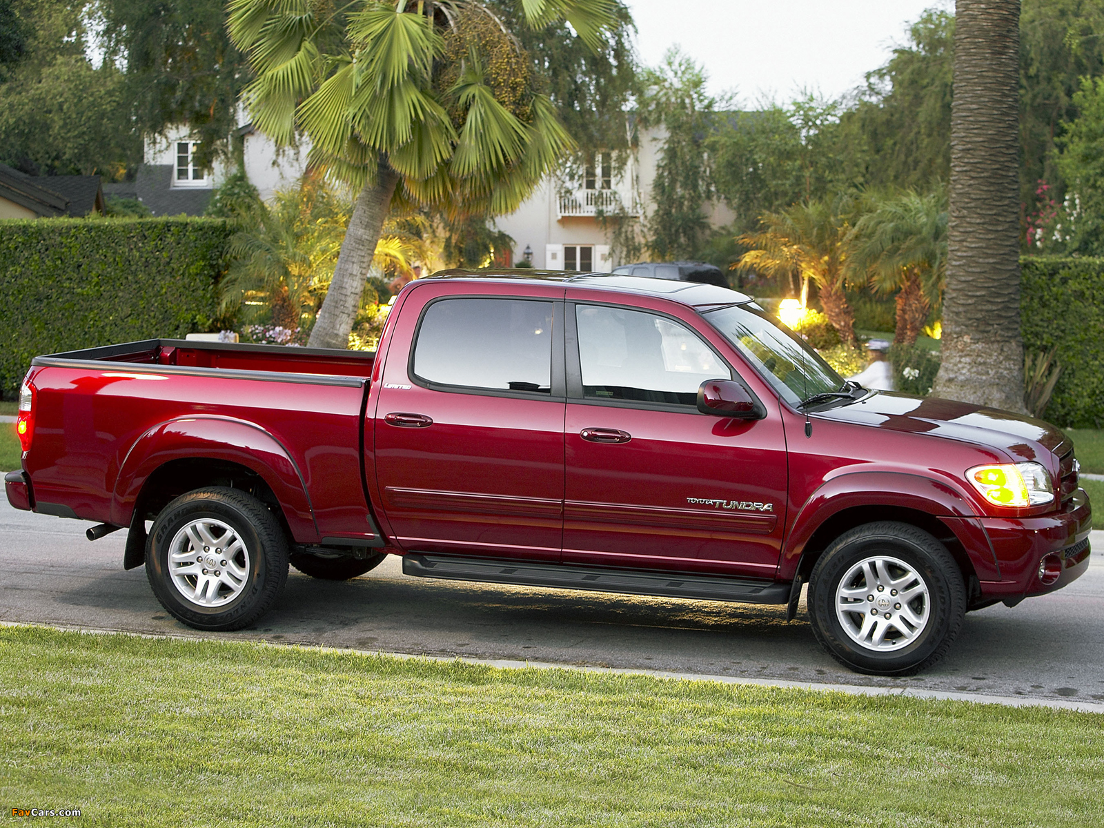 Images of Toyota Tundra Double Cab Limited 2003–06 (1600 x 1200)