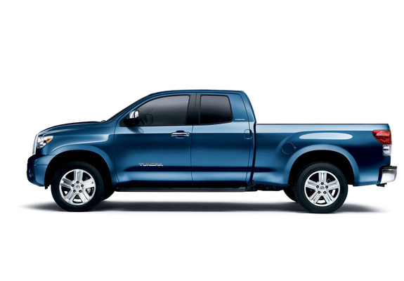 Images of Toyota Tundra Double Cab Limited 2007–09