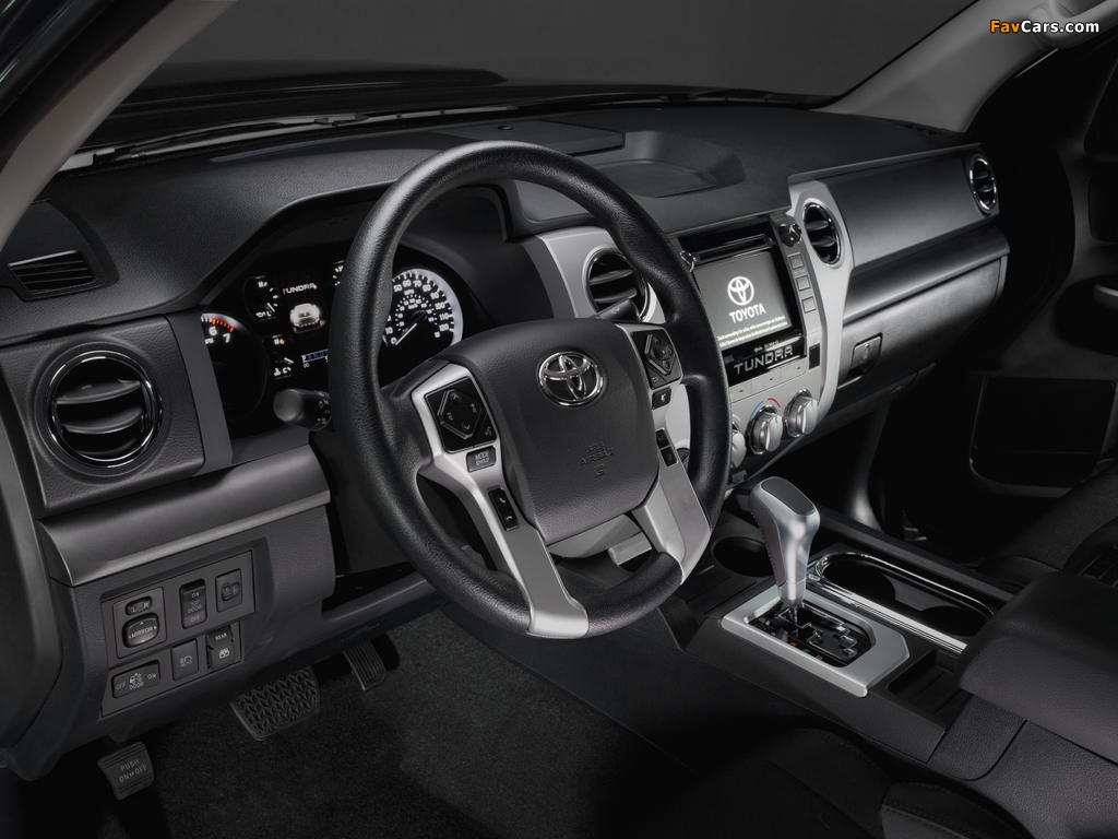 Images of Toyota Tundra TRD Sport CrewMax 2017 (1024 x 768)