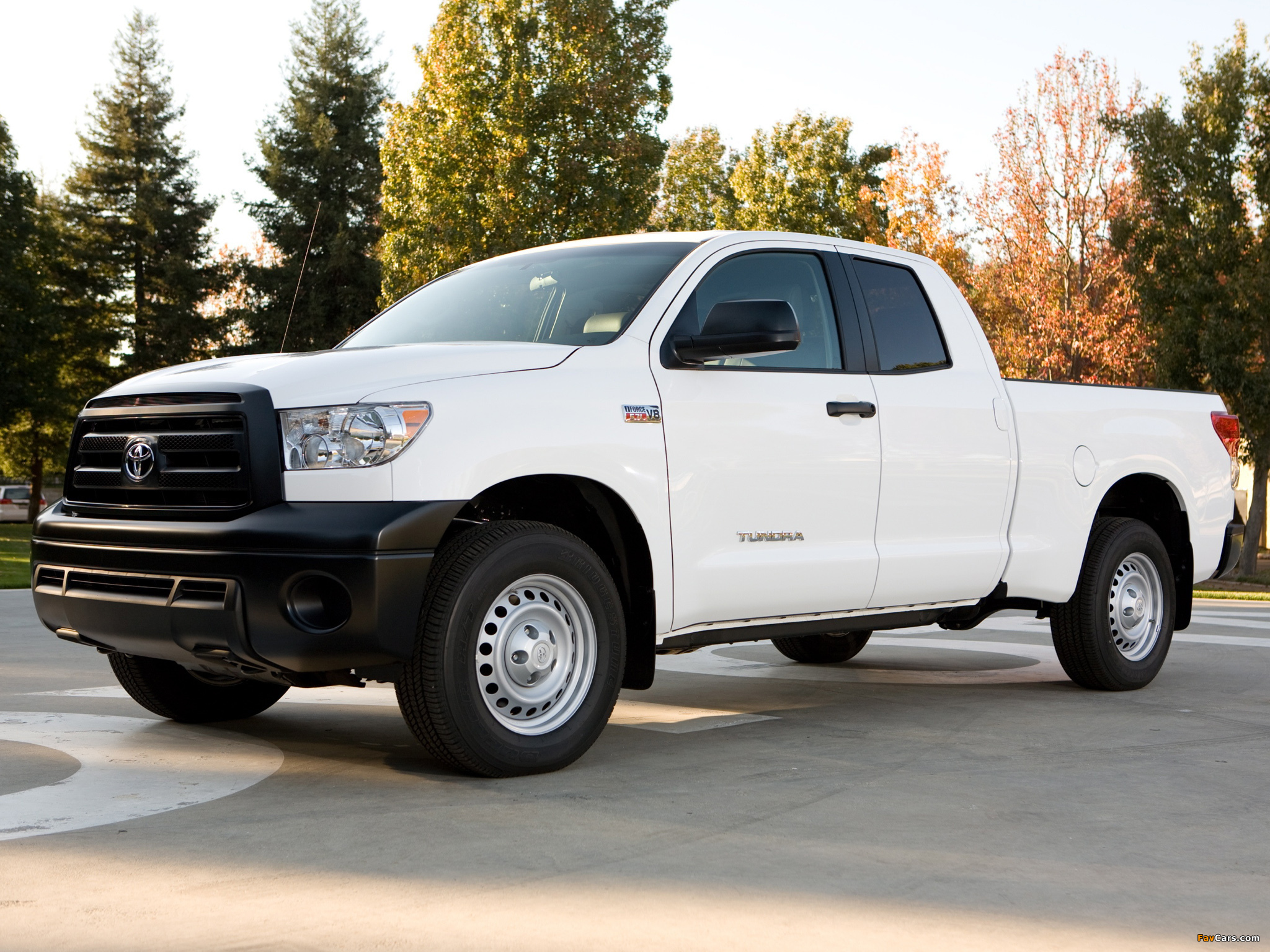 Photos of Toyota Tundra Double Cab Work Truck Package 2009–13 (2048 x 1536)