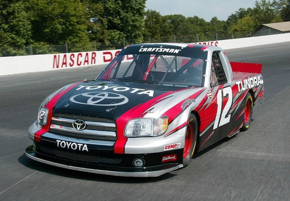Pictures of Toyota Tundra NASCAR Craftsman Series Truck 2004–06