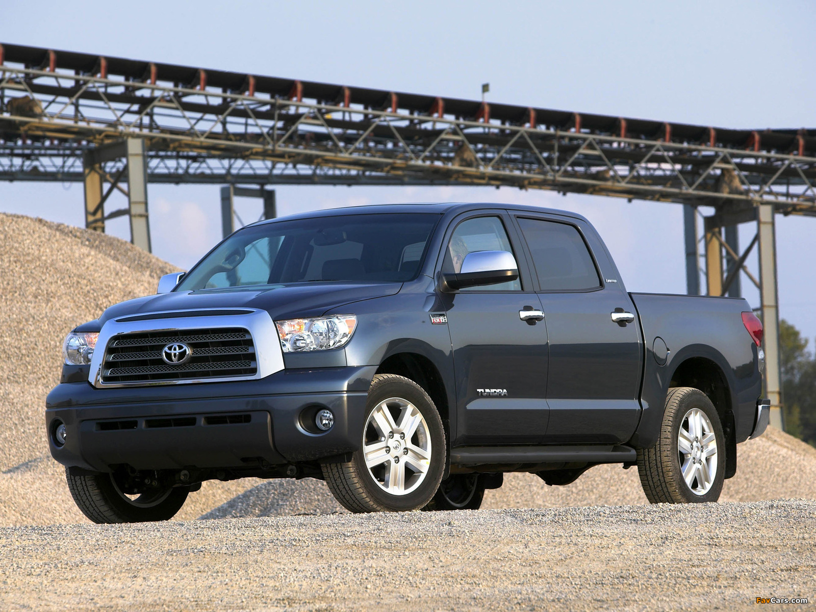 Pictures of Toyota Tundra CrewMax Limited 2007–09 (1600 x 1200)