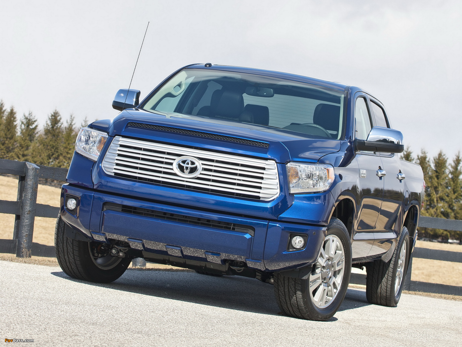 Pictures of Toyota Tundra CrewMax Platinum Package 2013 (1600 x 1200)