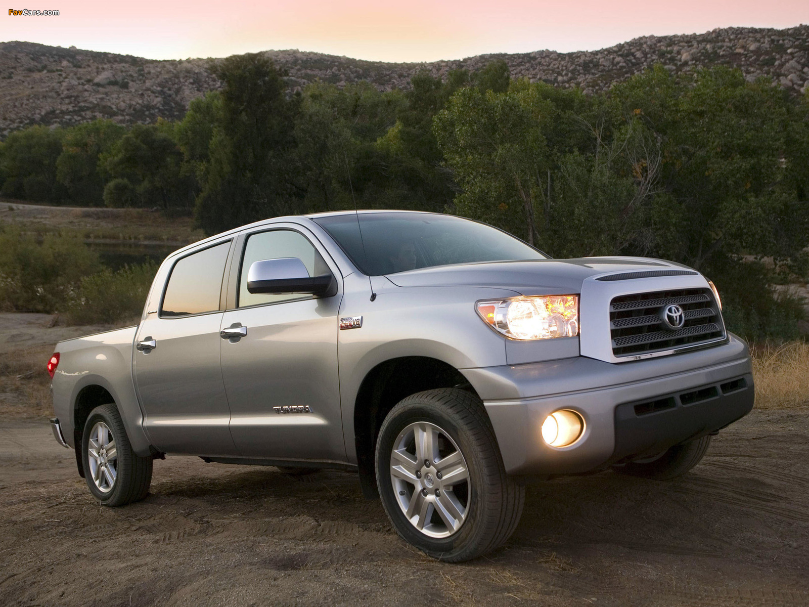 Toyota Tundra CrewMax Limited 2007–09 photos (1600 x 1200)