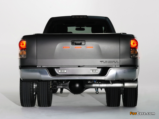 Toyota Tundra Dually Diesel Concept 2007 wallpapers (640 x 480)