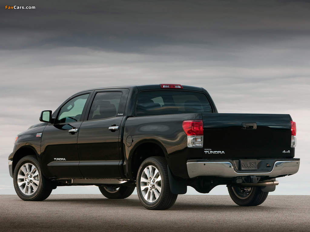 Toyota Tundra CrewMax Platinum Package 2009–13 images (1024 x 768)