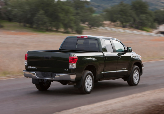 Toyota Tundra Double Cab 2009–13 images
