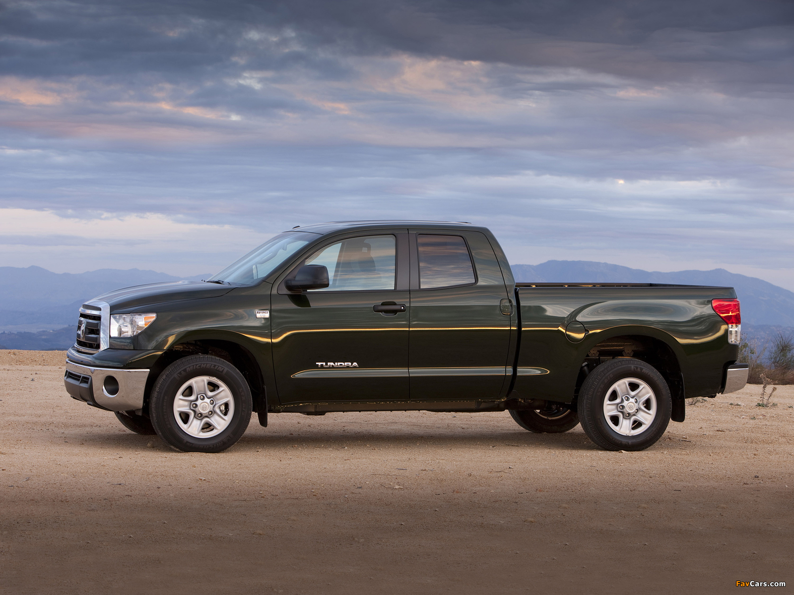 Toyota Tundra Double Cab 2009–13 photos (1600 x 1200)