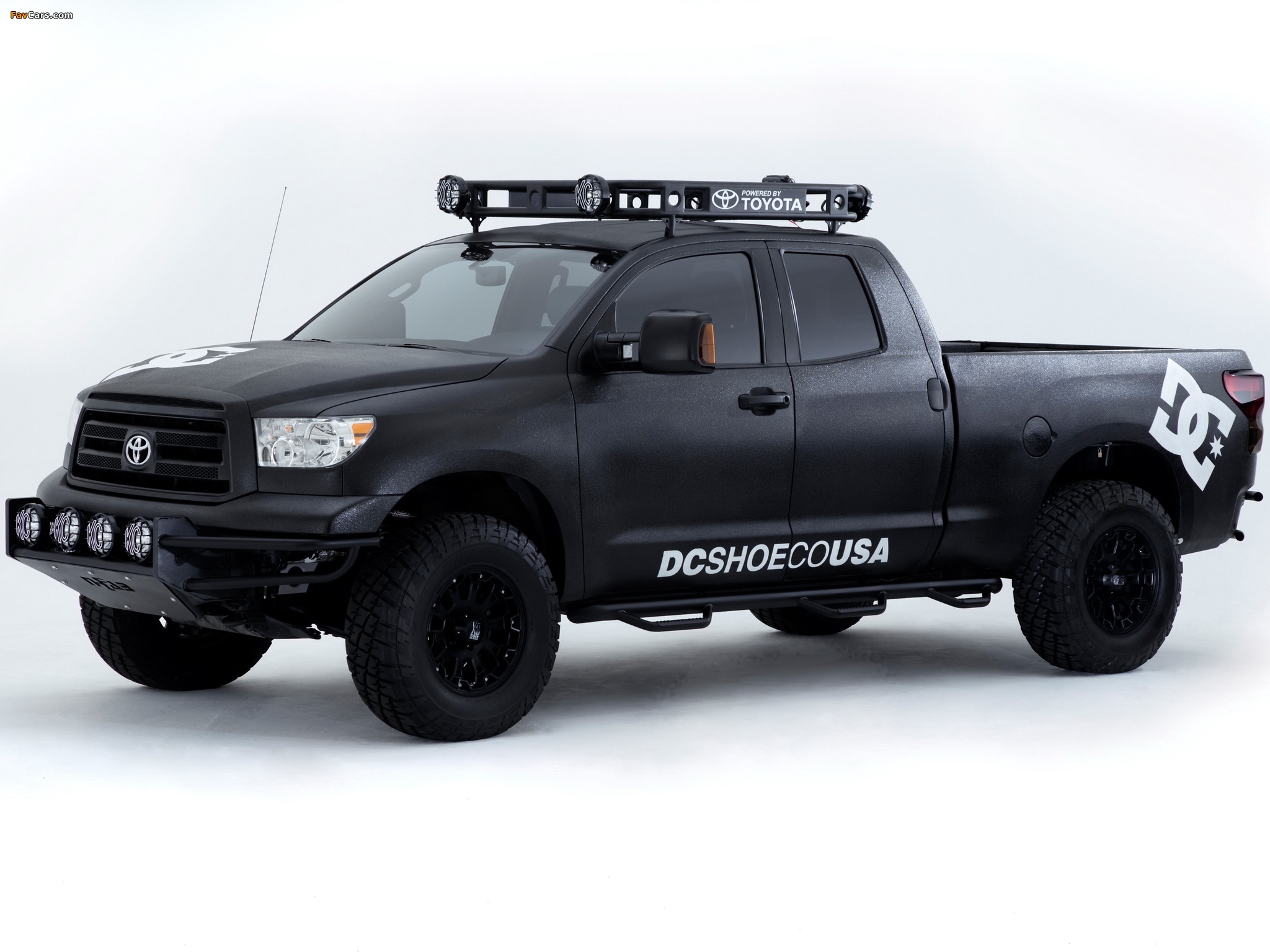 Toyota Ultimate Motocross Tundra Truck 2011 pictures (2048 x 1536)
