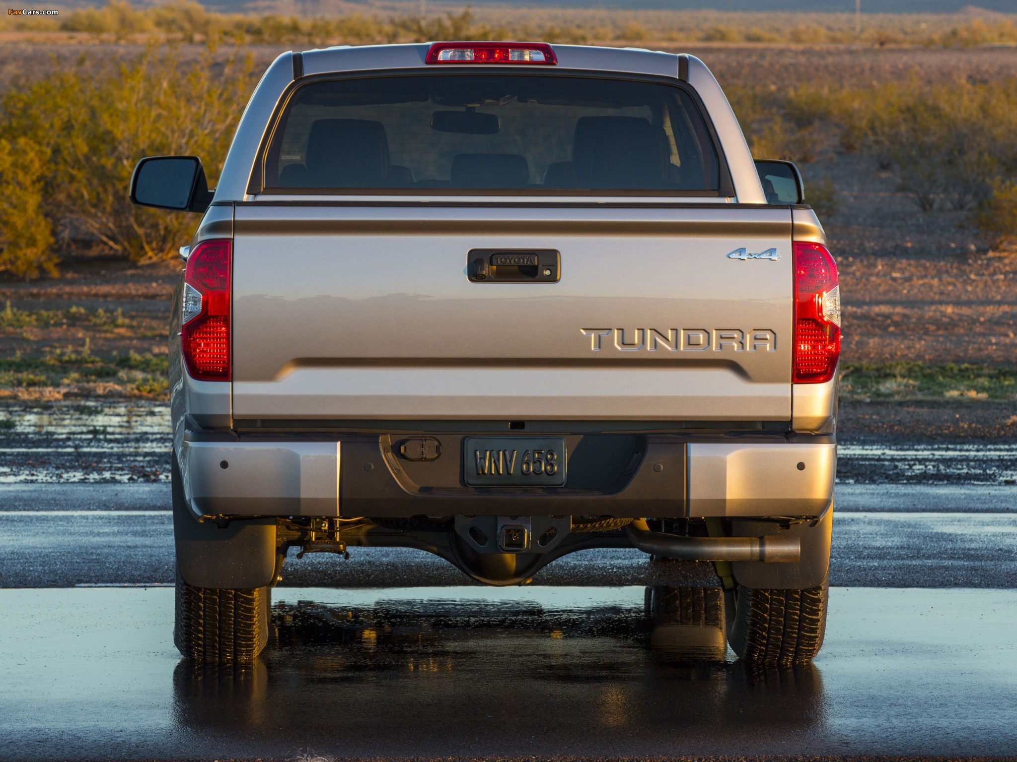 TRD Toyota Tundra CrewMax Limited 2013 images (2048 x 1536)