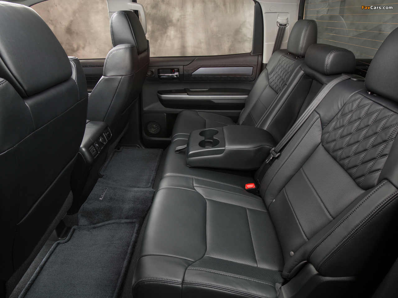 Toyota Tundra CrewMax Platinum Package 2013 images (1280 x 960)