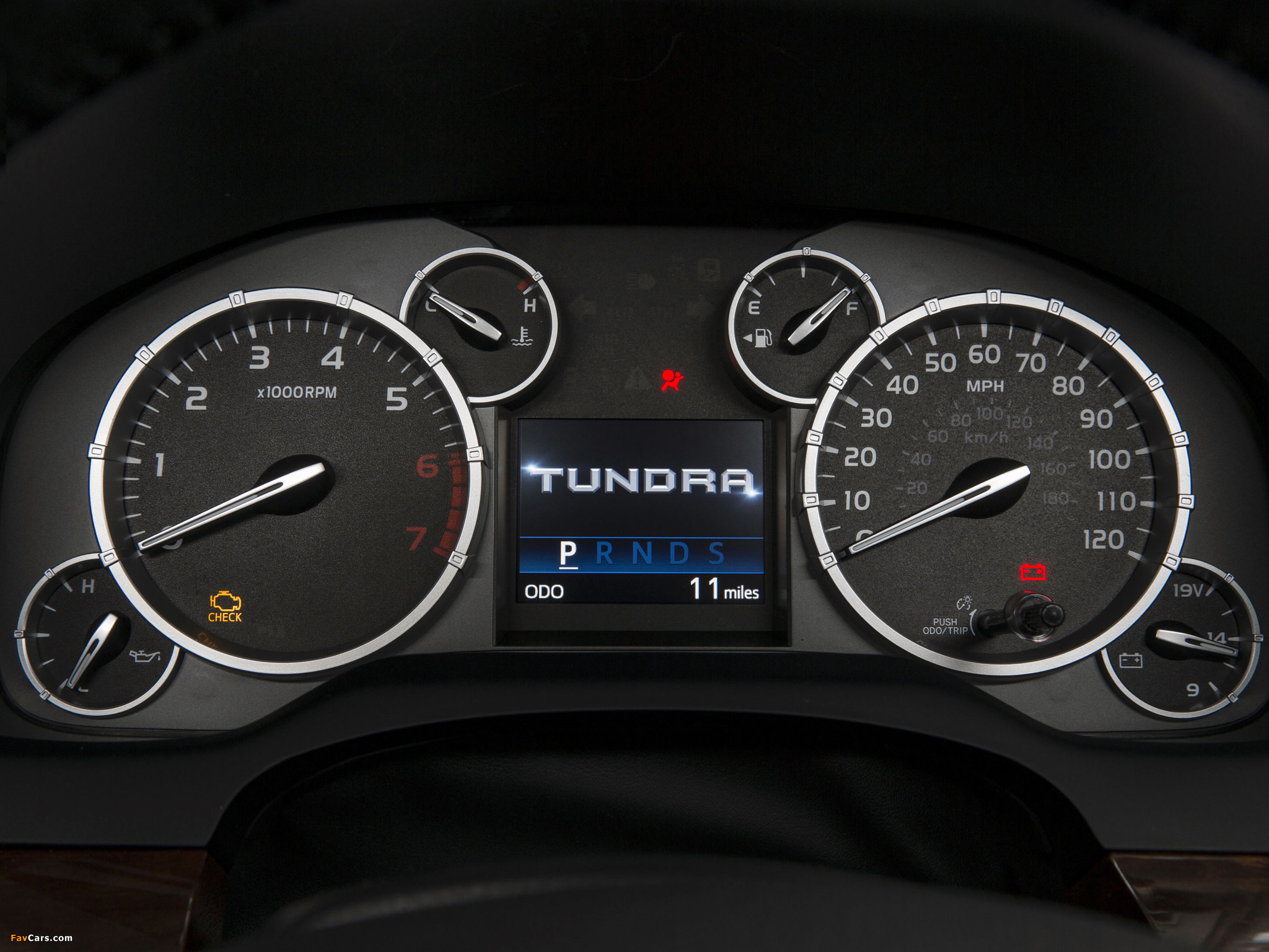 TRD Toyota Tundra CrewMax Limited 2013 photos (2048 x 1536)