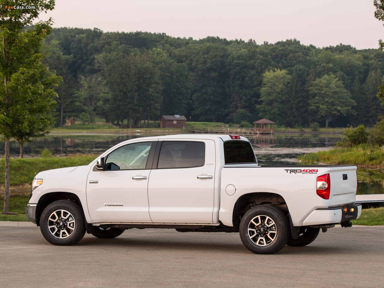 TRD Toyota Tundra CrewMax Limited 2013 pictures (1280 x 960)