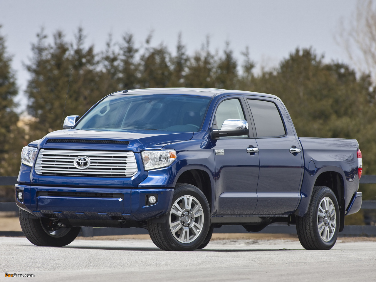 Toyota Tundra CrewMax Platinum Package 2013 pictures (1280 x 960)