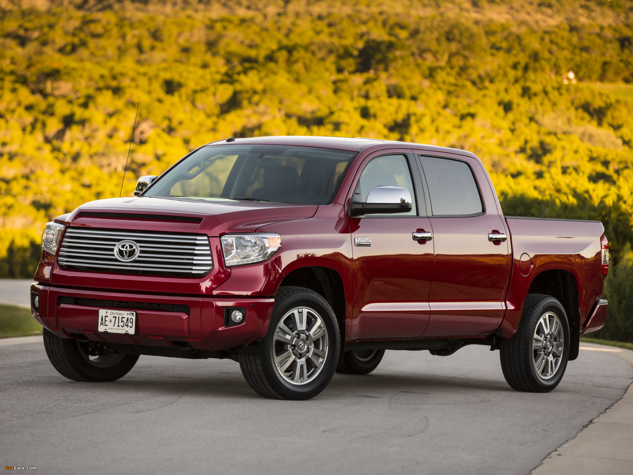 Toyota Tundra CrewMax Platinum Package 2013 wallpapers (2048 x 1536)