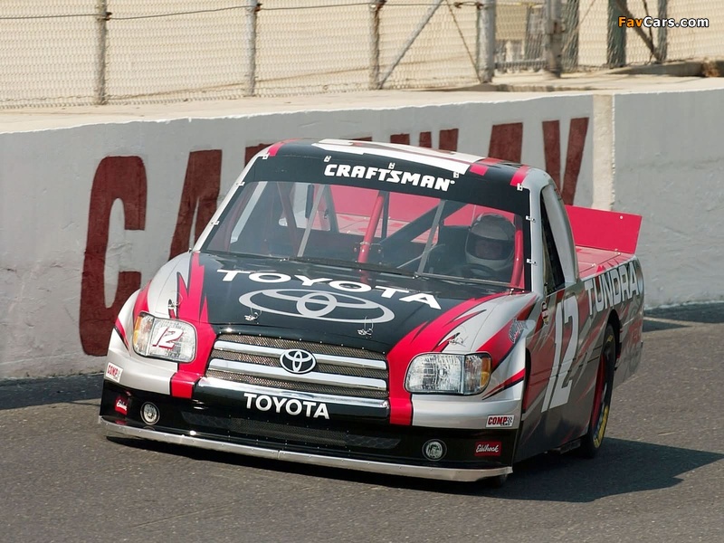Toyota Tundra NASCAR Craftsman Series Truck 2004–06 wallpapers (800 x 600)