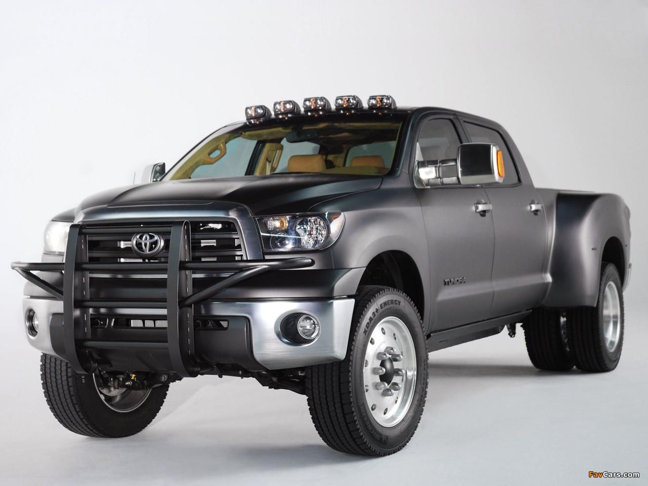 Toyota Tundra Dually Diesel Concept 2007 wallpapers (1280 x 960)