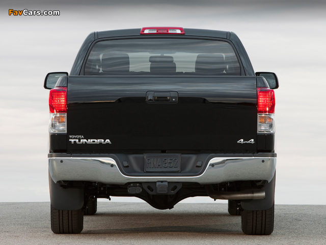 Toyota Tundra CrewMax Platinum Package 2009–13 wallpapers (640 x 480)