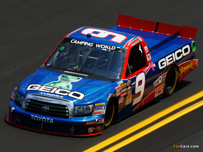 Toyota Tundra NASCAR Camping World Series Truck 2009 wallpapers (800 x 600)