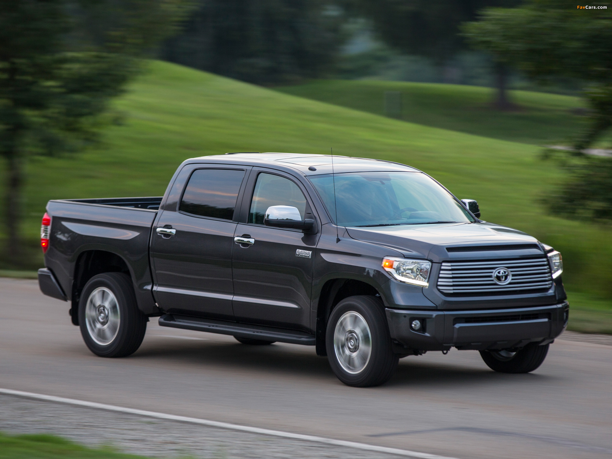 Toyota Tundra CrewMax Platinum Package 2013 wallpapers (2048 x 1536)