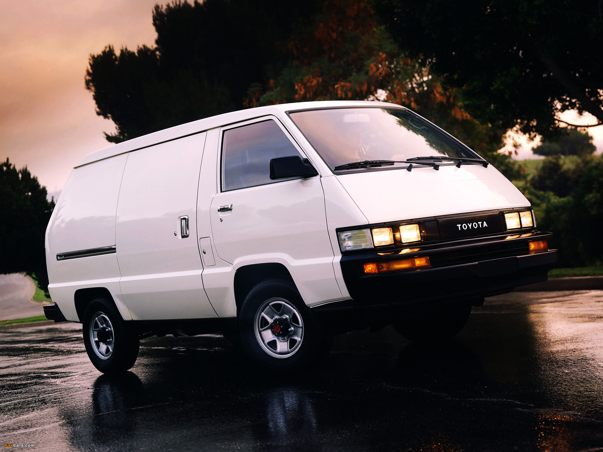 Photos of Toyota Cargo Van 4WD 1987–89 (2048 x 1536)