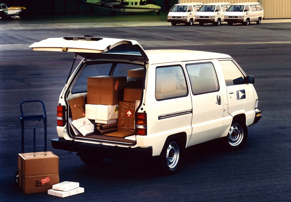 Pictures of Toyota Cargo Van 1984–89