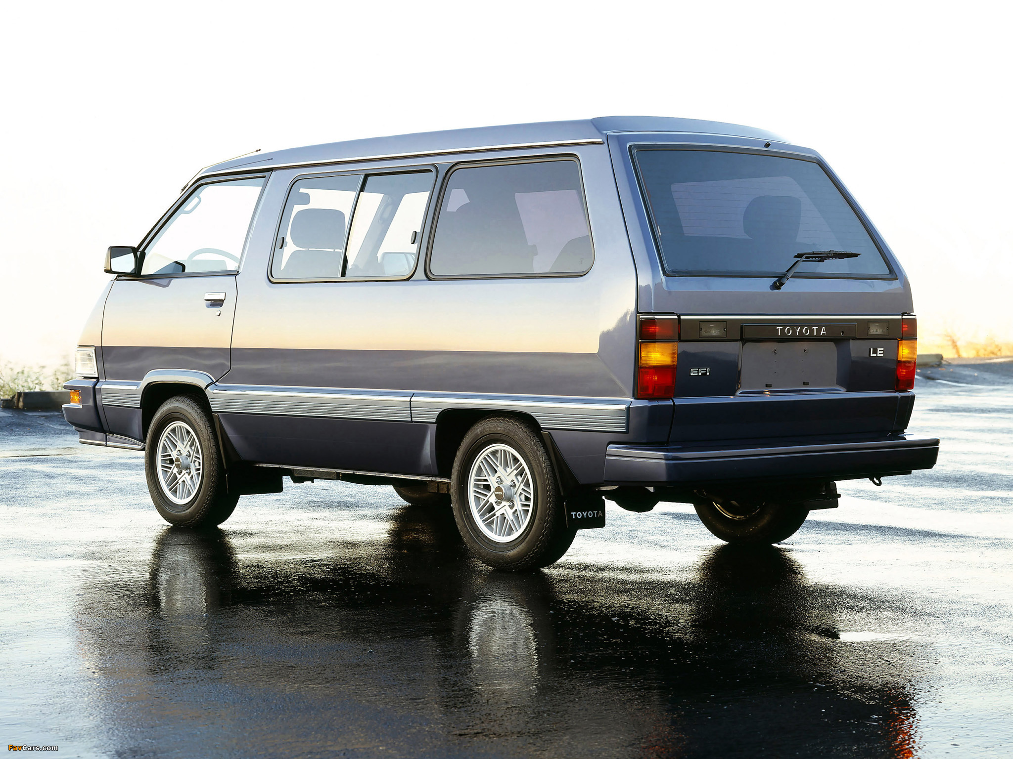 Toyota Van LE 1984–89 pictures (2048 x 1536)