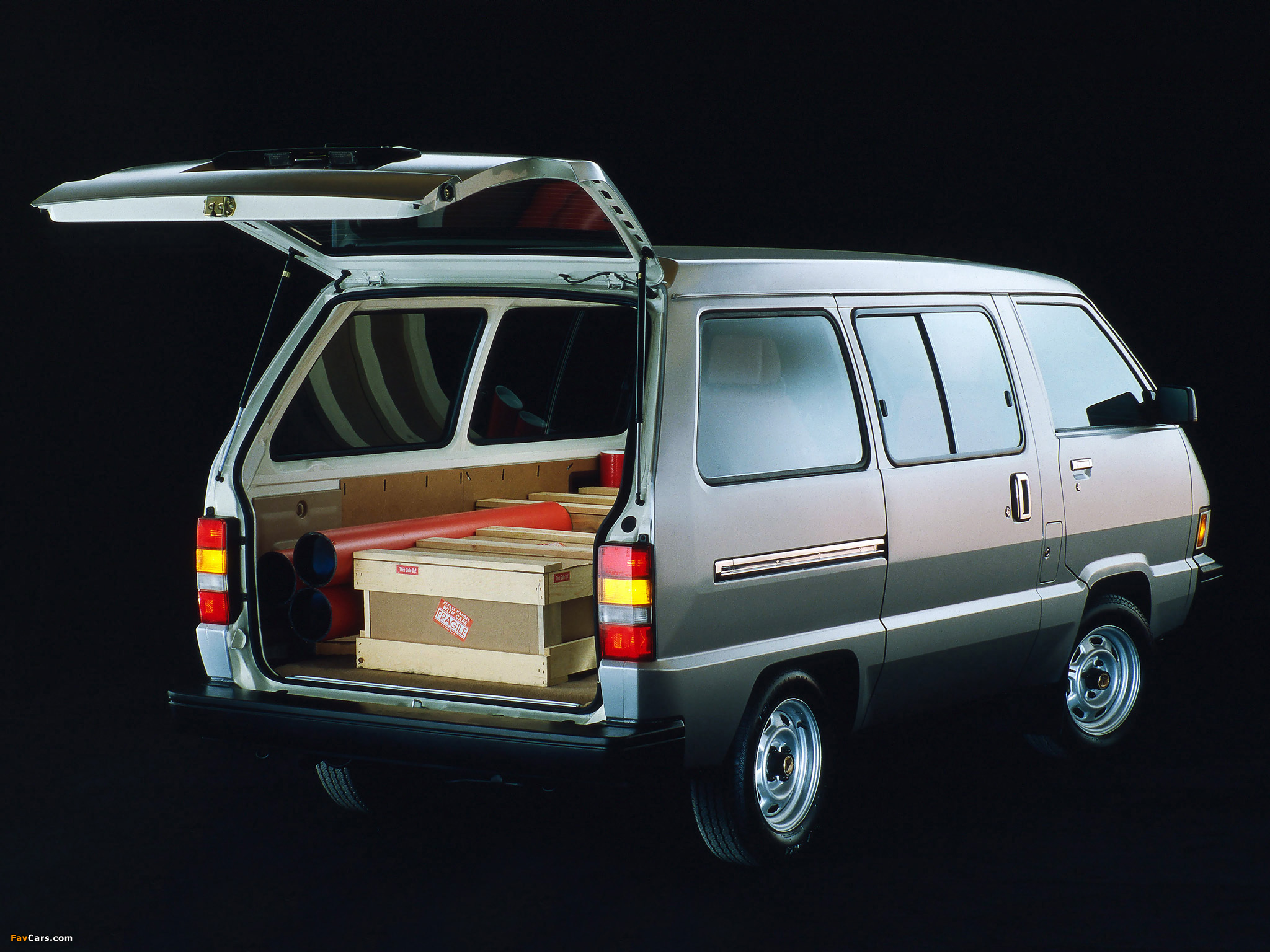 Toyota Cargo Van 1984–89 wallpapers (2048 x 1536)