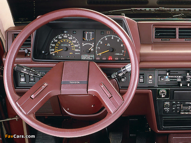 Toyota Van LE 4WD 1987–89 wallpapers (640 x 480)